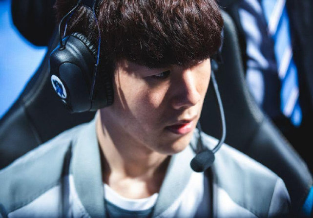 休赛期冠军 休赛期冠军