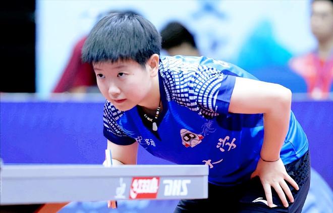 极高的记者 极高的记者