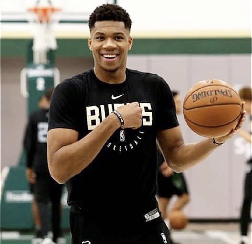 手在先盛后 手在先盛后