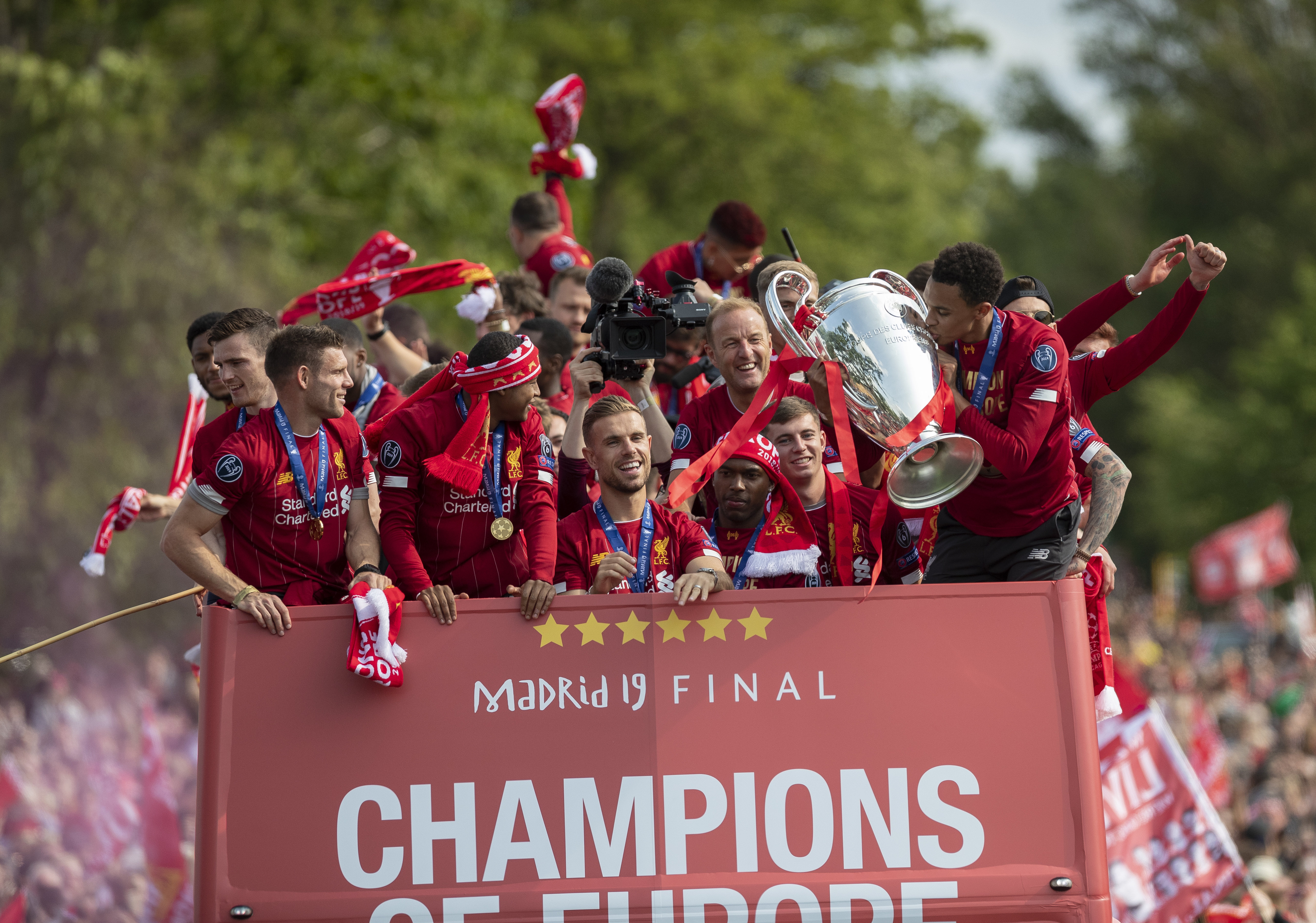 是迈向更高 是迈向更高